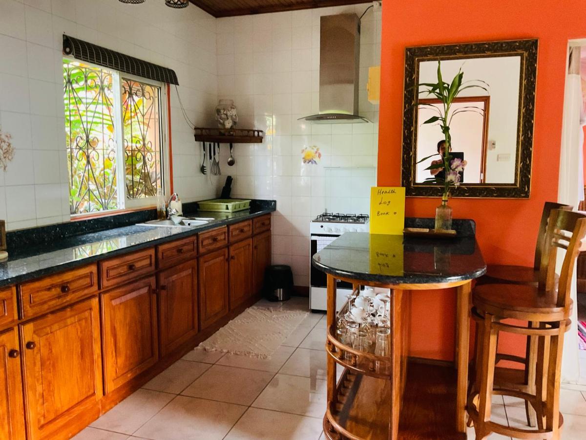 Effie Mountain View Gecko Villa Misere Exterior foto